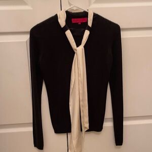 Sinclaire XS Black Sweater